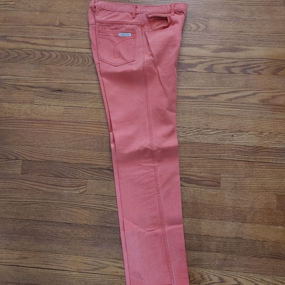 Calvin Klein Jeans - Picture 2 of 5